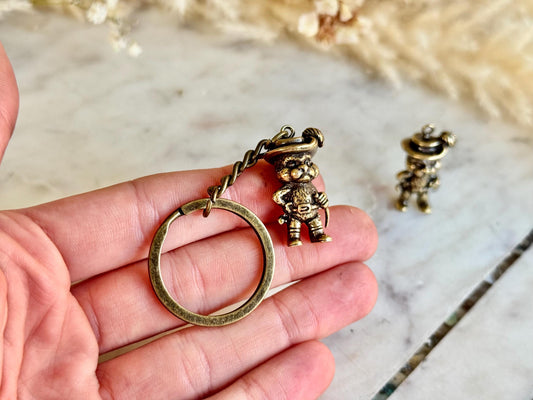 Brass Keychain – Puss in Boots Figurine with Sword – Miniature Fairytale Cat Charm