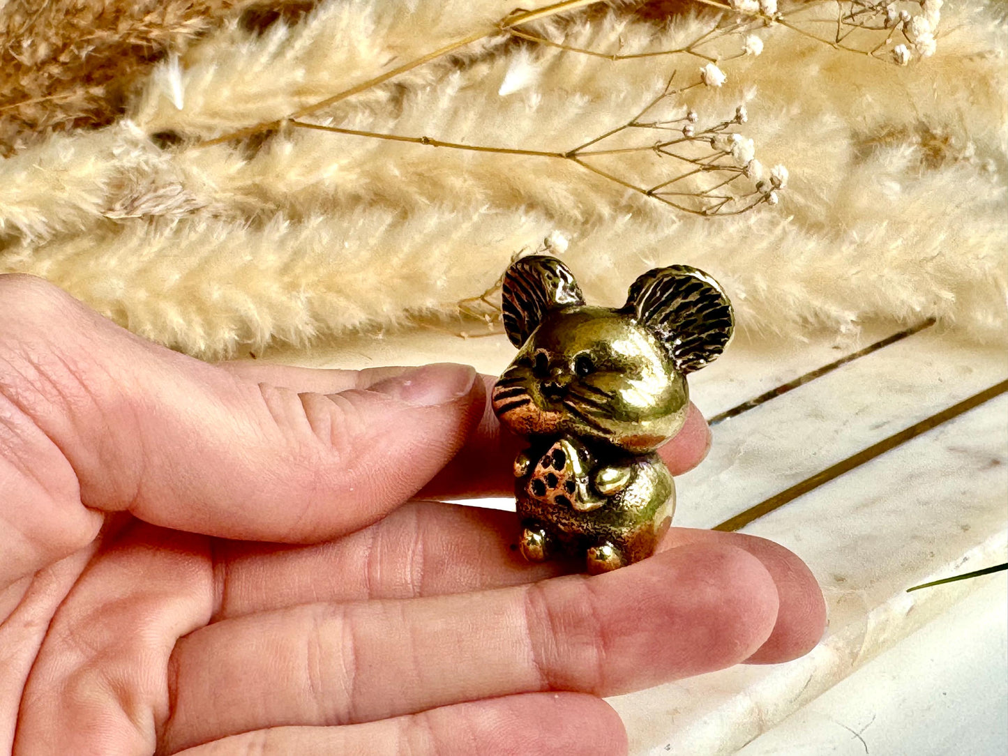 Miniature Brass Mouse Figurine Holding Cheese – Lucky Charm Animal Sculpture