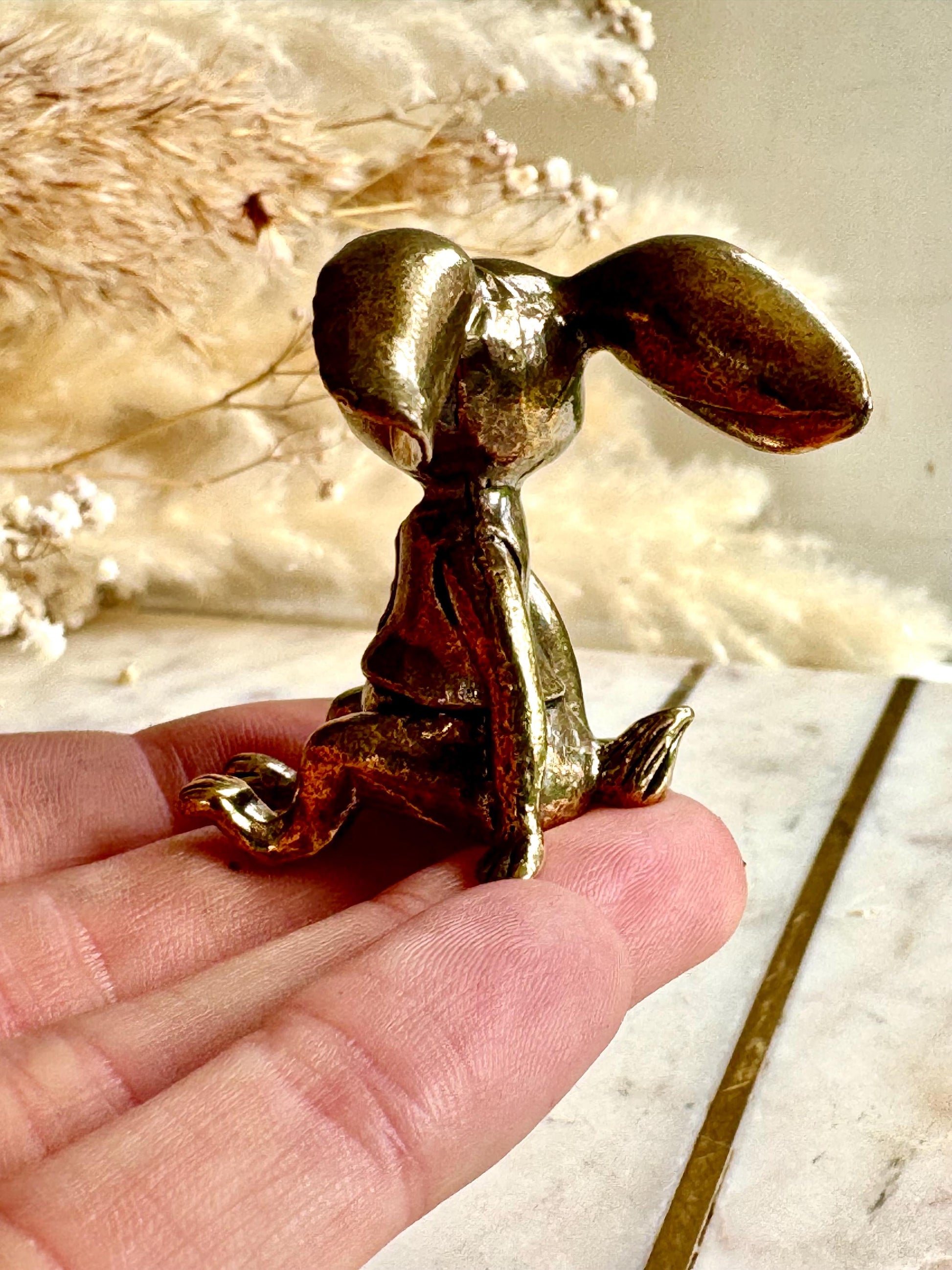 Solid Brass Bunny Figurine – Whimsical Rabbit Statue with Wide Smile and Floppy Ears – Playful Decor