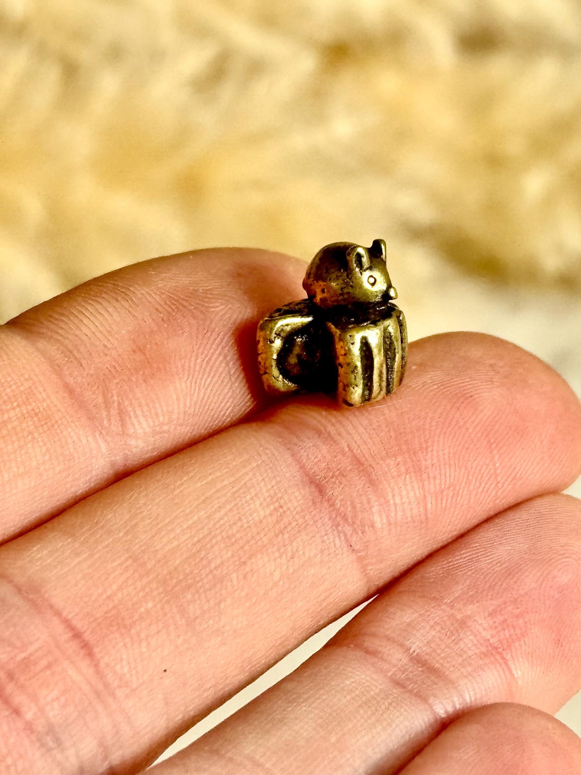 Miniature Brass Mouse with Cheese – Tiny Figurine of Mouse Holding Cheese Wheel – Good Luck Totem or Desk Decor