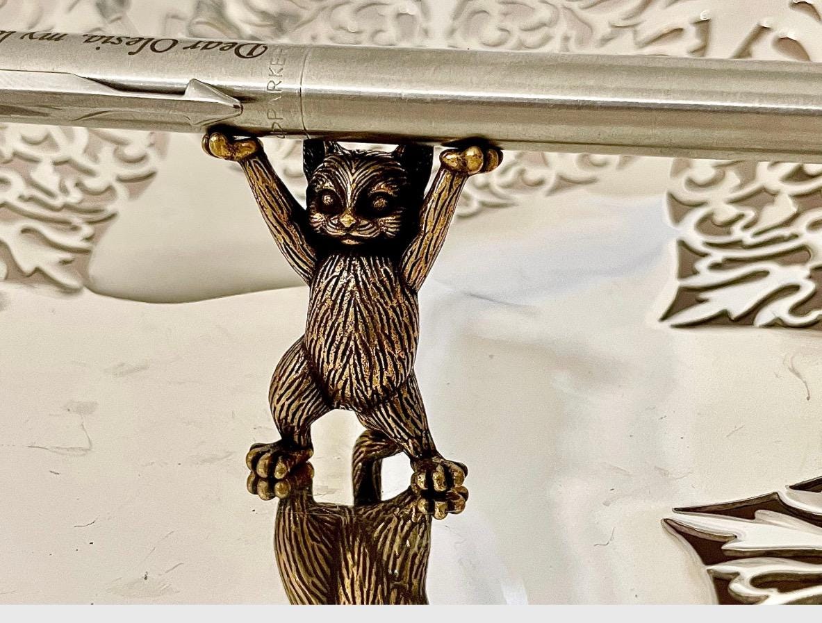 Brass Cat Pen Holder – Standing Kitten Figurine with Raised Paws for Holding Pens or Brushes, Unique Desk Accessory