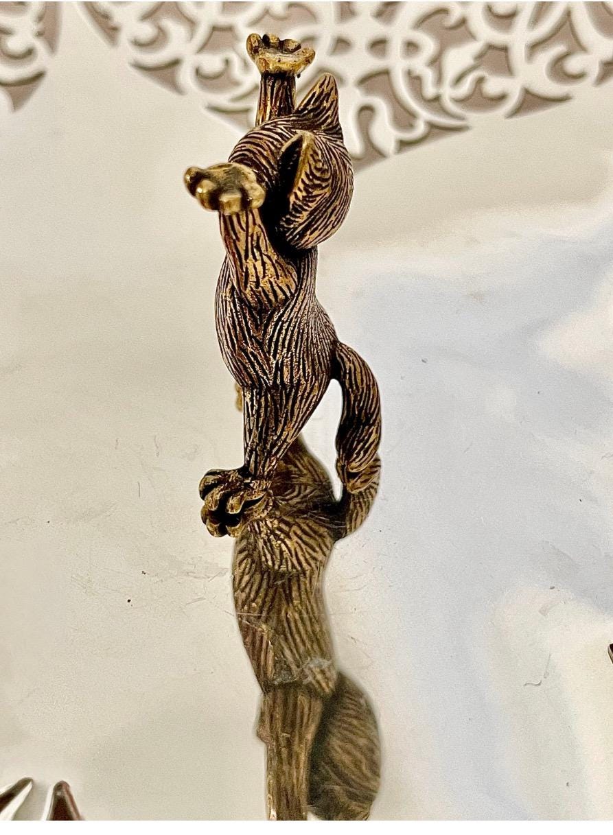 Brass Cat Pen Holder – Standing Kitten Figurine with Raised Paws for Holding Pens or Brushes, Unique Desk Accessory