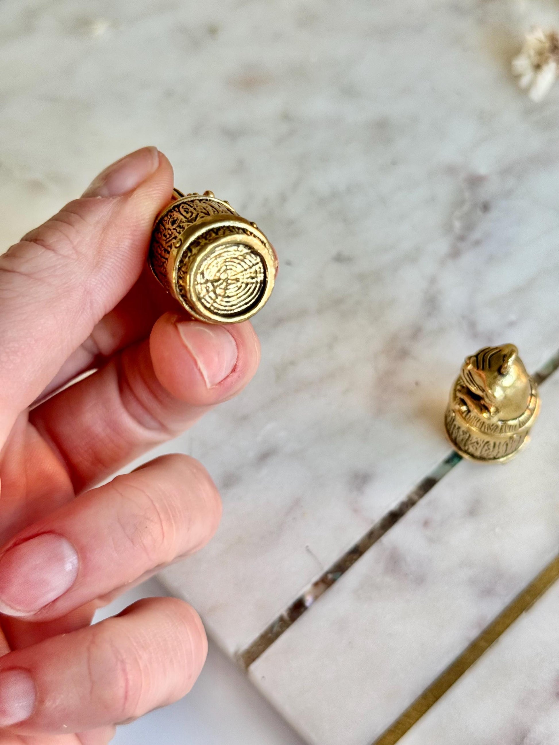 Secret Brass Pill Box Keychain – Bulldog on Barrel Hideaway