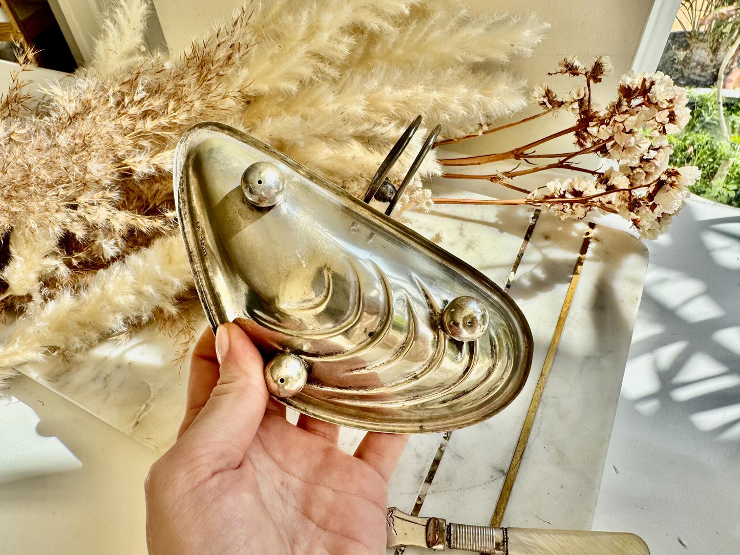 Antique English Silver Plated Fish Serving Set – Shell Shaped Dish with Frosted Glass Insert and Hallmarked Butter Knife with Mother-of-Pear