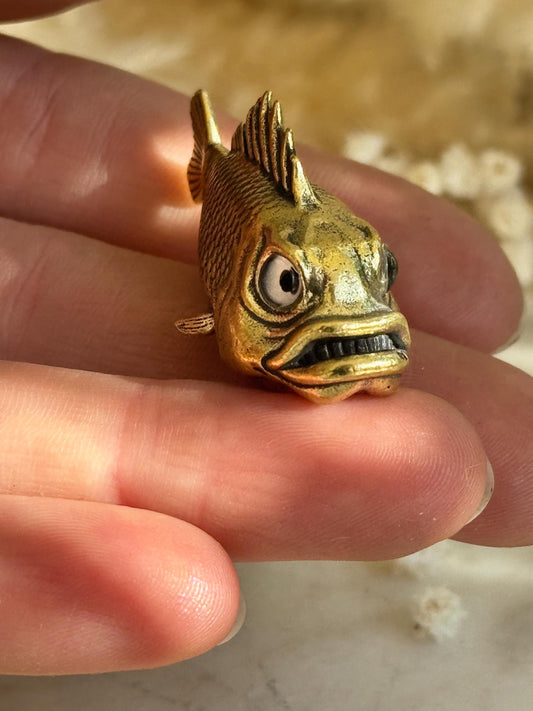 Miniature Brass Fish Figurine – Wide-Eyed Funny Fish Sculpture with Comical Expression, Miniature Blenny Fish with Big Eyes, Brass Fish