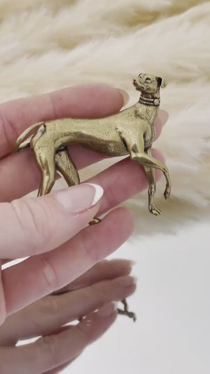 Hound dog figurine, Fine lifelike solid brass statuette, Desktop decoration, whippets dog statuette, traditional style dog, Beautiful gift