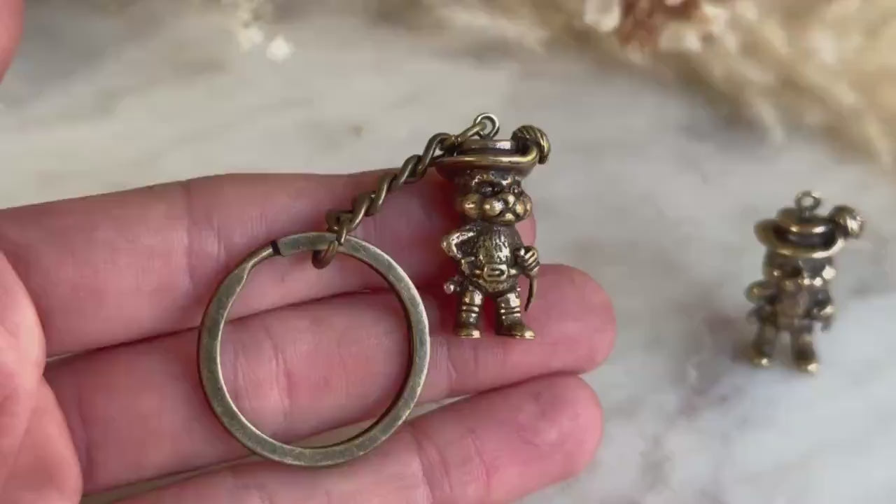 Brass Keychain – Puss in Boots Figurine with Sword – Miniature Fairytale Cat Charm