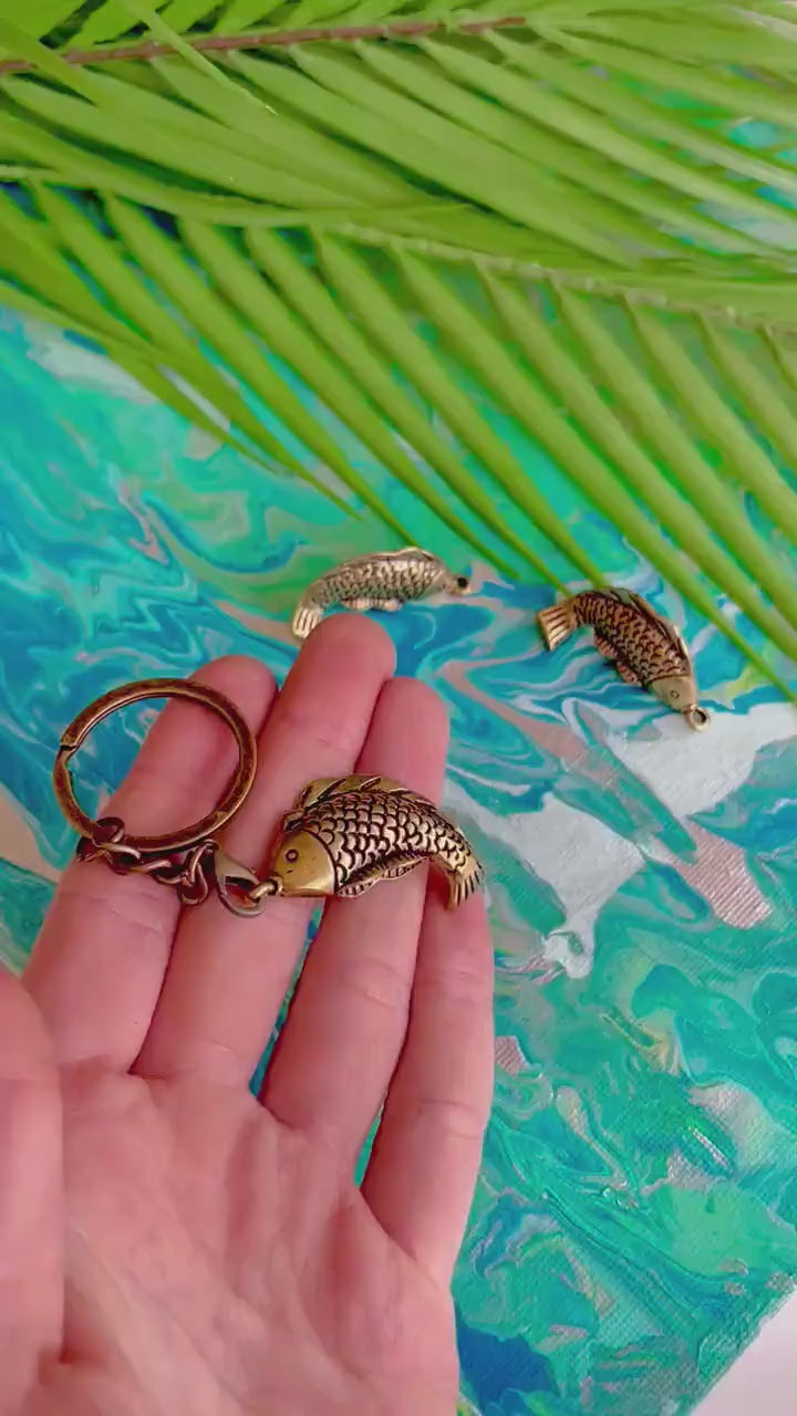 Creative Solid Brass Fish Keyring, Carp pendant, Fish on the hook Key Chain Pendant Craft Gift, Creative gift for fisherman