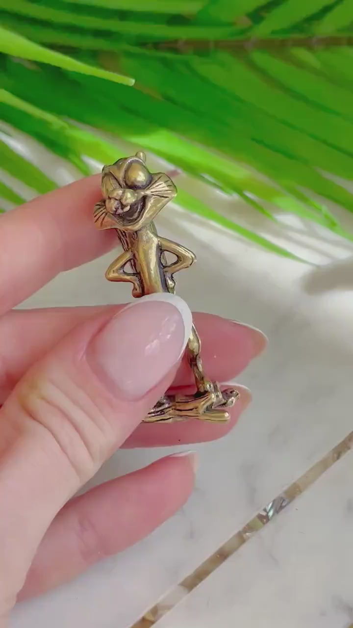 Funny little squirrel metal figurine, Funny squirrel solid brass ornament, cute chipmunk desktop decor
