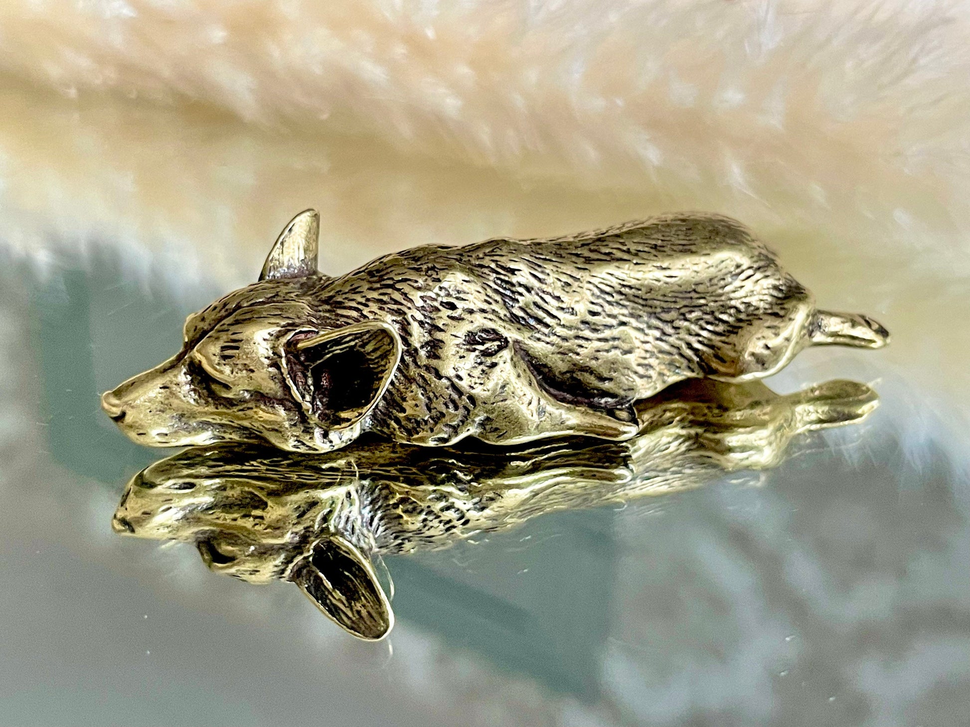 Welsh Corgi Pembroke, Solid brass figurine of Cardigan, Low Poly Dog Figure, memorial decoration, Unique Gift, Corgi Lovers