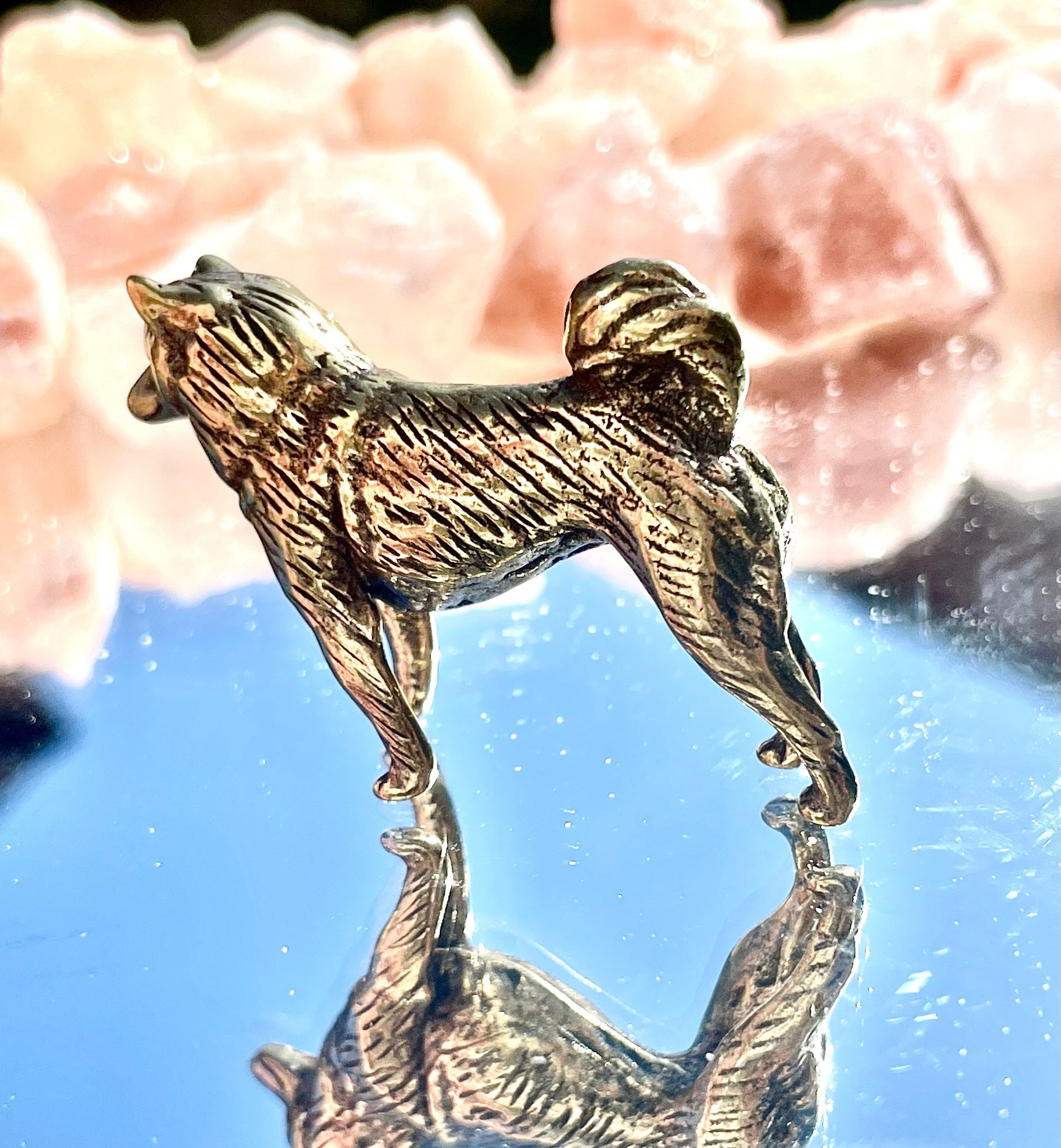 Akita figurine, Fine Solid brass dog figurine, Husky statuette, great gift for dog lovers, Desktop decoration