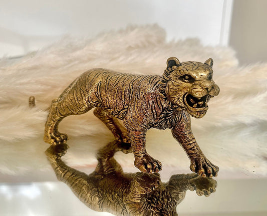 Traditional tiger figurine, Fine craftsmanship, Solid brass figurine, White tiger, Incredible desktop decoration, heavy paperweight