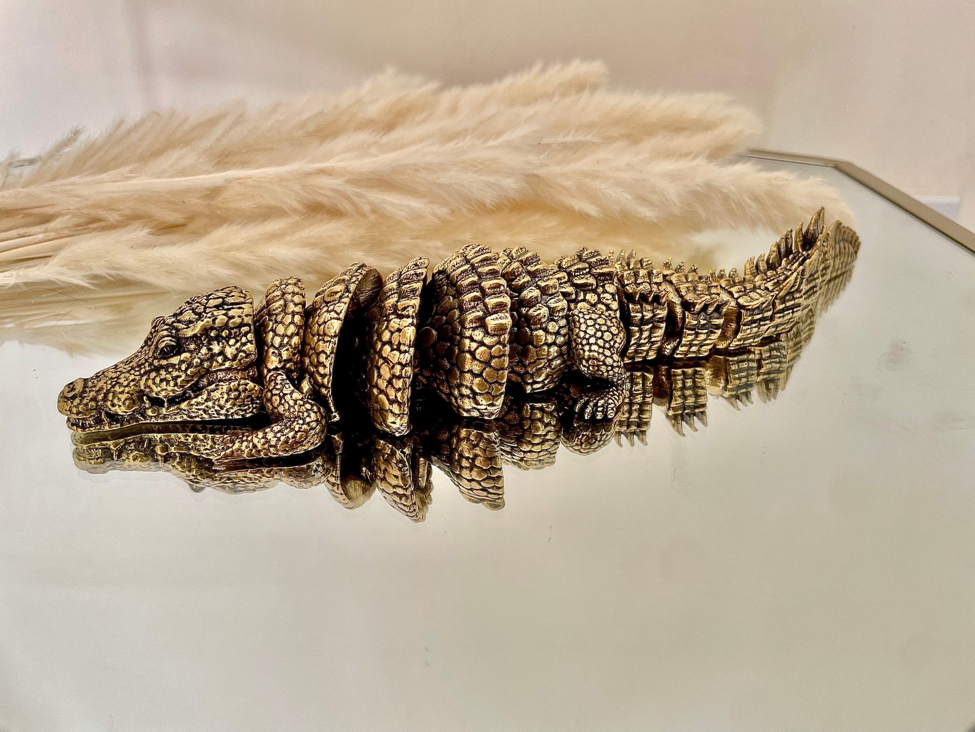 1kg Fine 3D brass figurine lifelike alligator luxurious gift desktop decoration