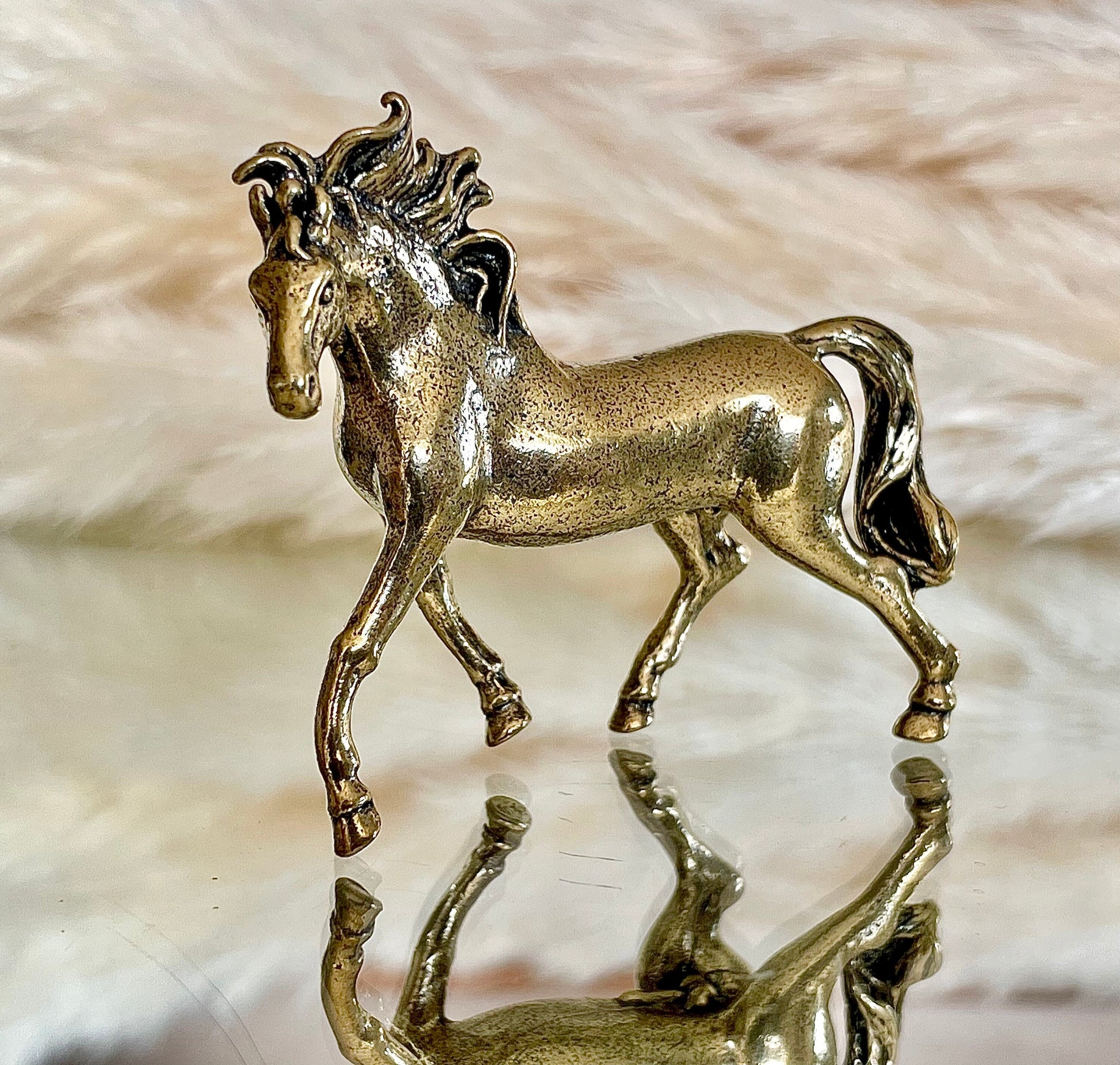 Wild horse statuette, Galloping mustang, Stallion statue, Lifelike solid brass figurine, Desktop ornament