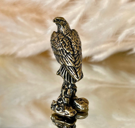 Fine workmanship, Small precise detailed, Tamed Falcon, Solid brass figurine, Lost Wax Casting, Metal Artwork, Creative gift