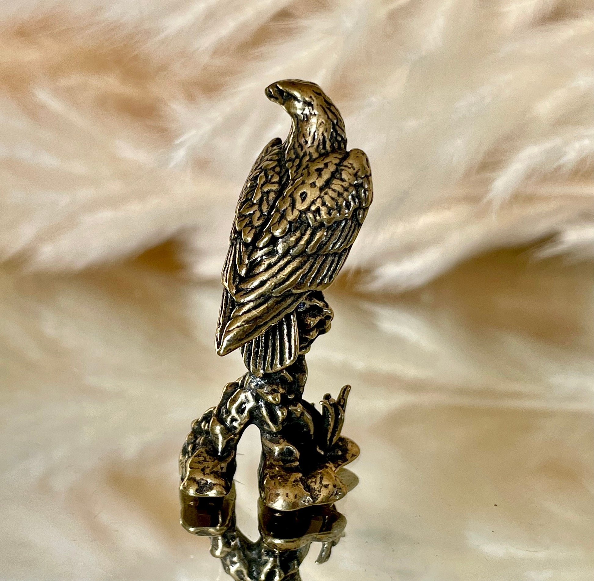 Fine workmanship, Small precise detailed, Tamed Falcon, Solid brass figurine, Lost Wax Casting, Metal Artwork, Creative gift