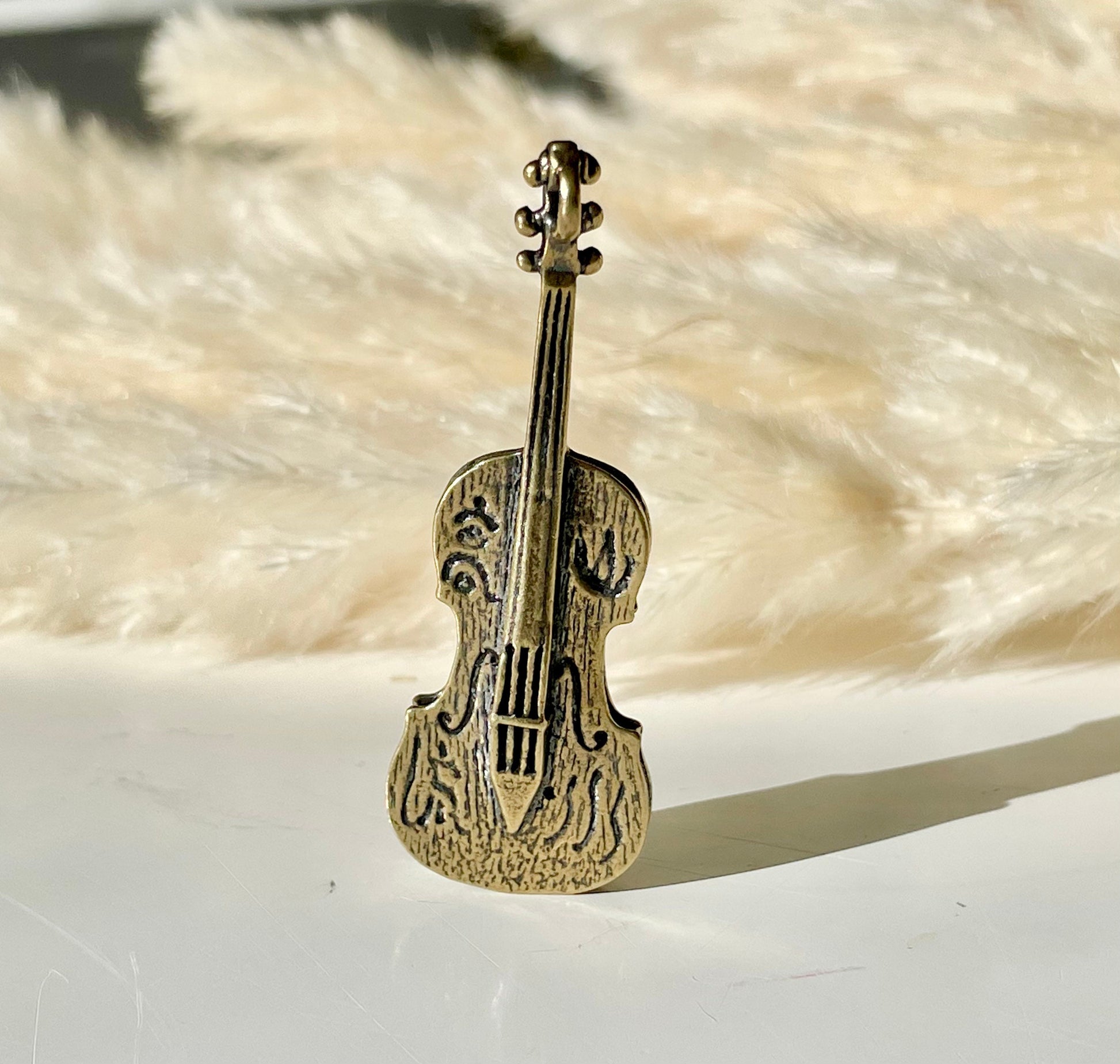 Solid brass Violin Pendant, Fine Violin figurine, Orchestra Player Gift, Violin Charm, Violin Jewellery, Violinist Gift