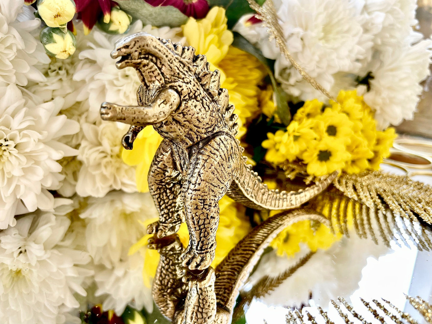 Solid brass Godzilla, big Lizard, brass dinosaur , solid Tabletop decor,dinosaur Miniature, Creative desktop ornament, cool gift for him