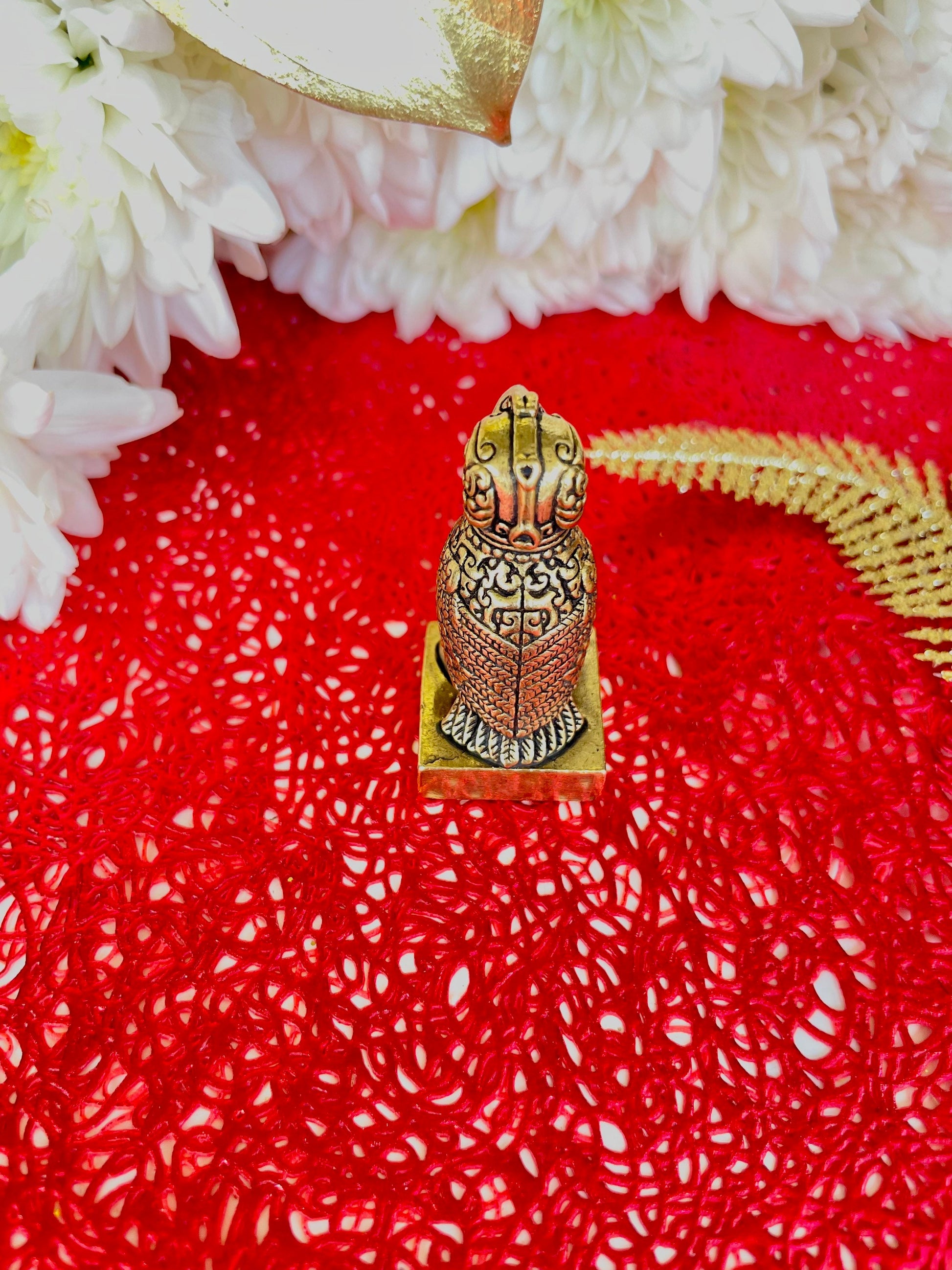 The Fortune-Bringing Bird, solid brass bird figurine, good luck charm, unique style bird ornament, cool style figurine