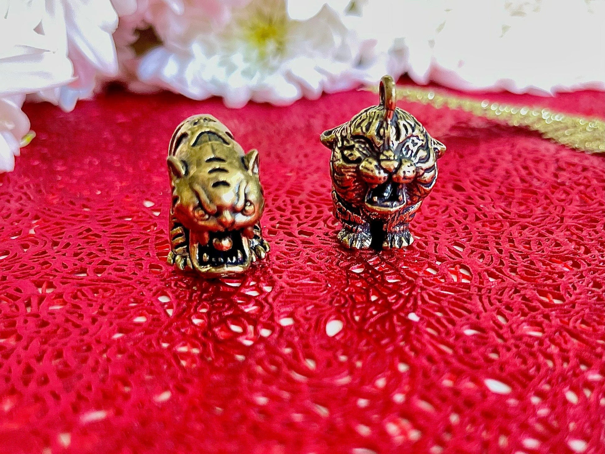 Cute little tiger tiny figurine, Brass Tiger Keyring, Tiger Keychain pedant, Roaring tiger cub pendant, Car Key Chains