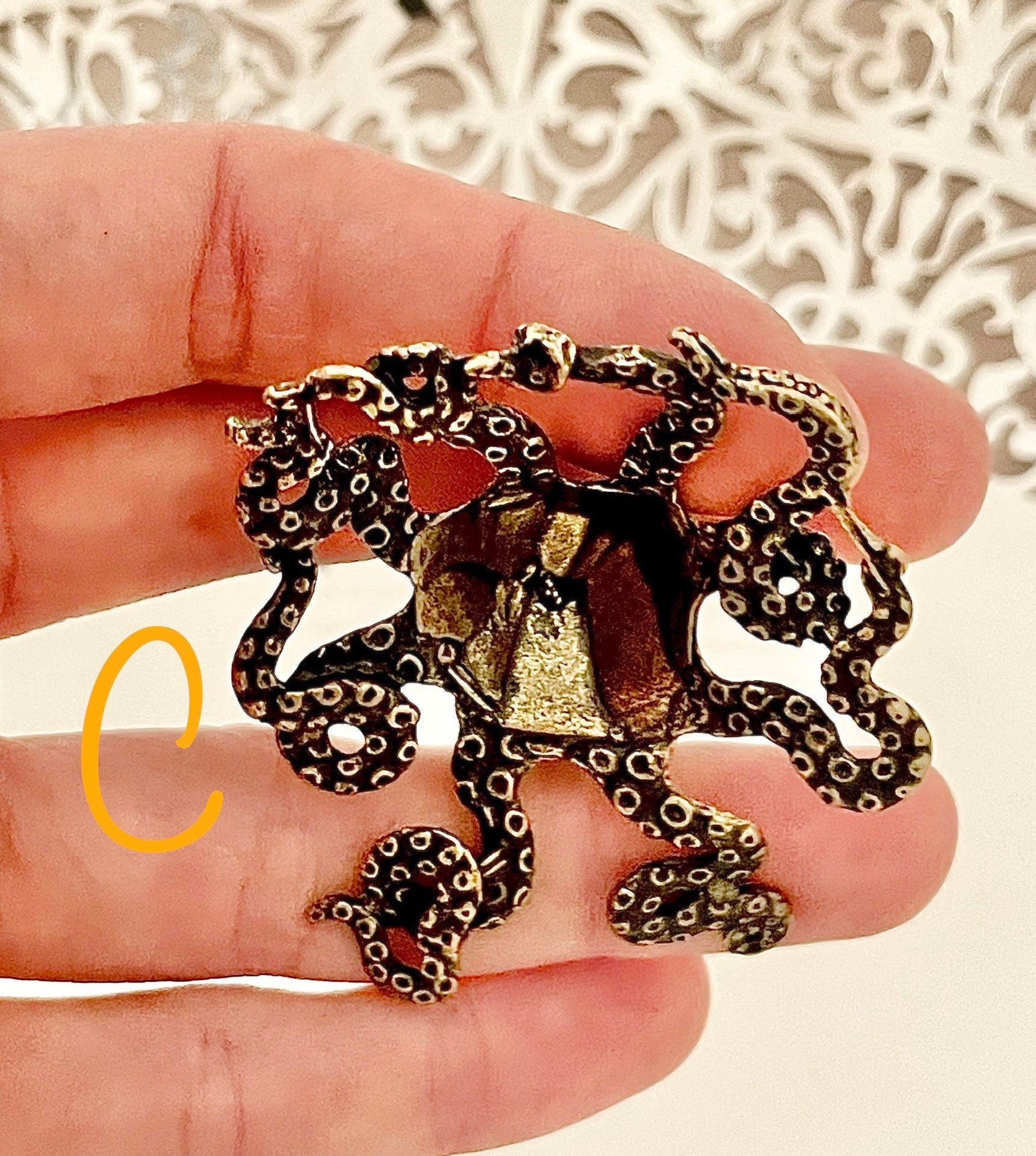 Solid Brass Octopus, calamari Miniature Figurine, Sea animals ornament, Home Decor, Collectible miniature, sea lover Gift, UK Seller