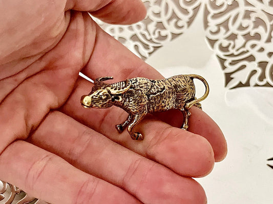 Spanish bull sculpture, Brass ox figurine, Solid Brass Bull Statues, cow Sculpture, Ornaments Ox Cow Figure Statue