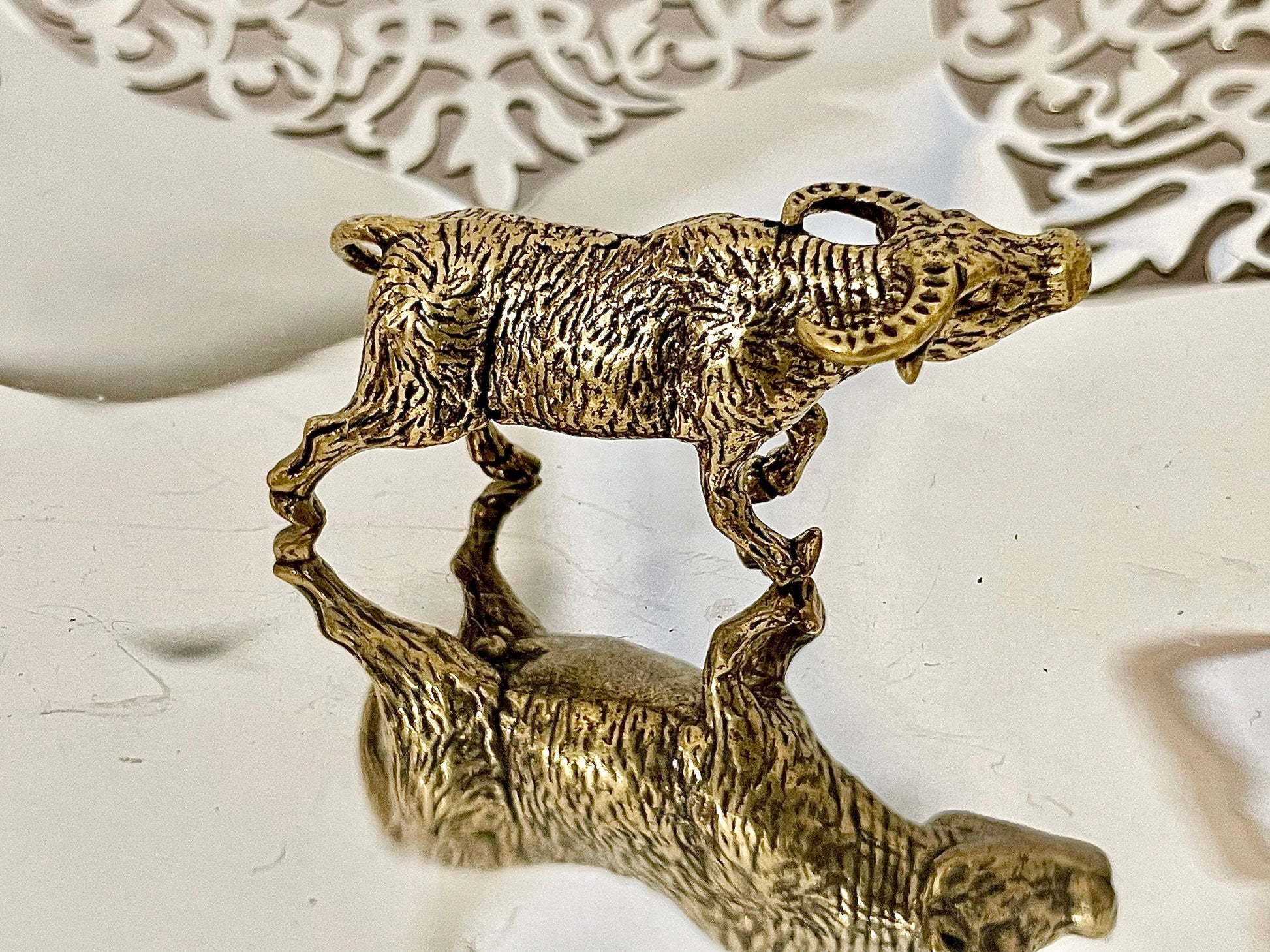 Spanish bull sculpture, Brass ox figurine, Solid Brass Bull Statues, cow Sculpture, Ornaments Ox Cow Figure Statue