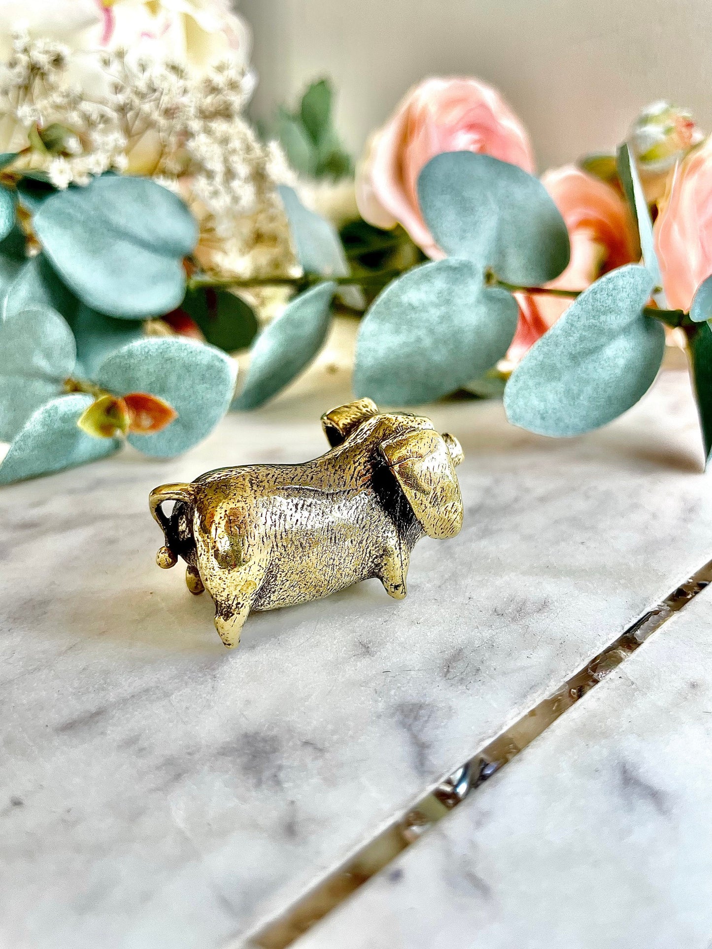 Solid brass Pig Ornaments, Cute Fat Pig Collectibles, funny paperweight