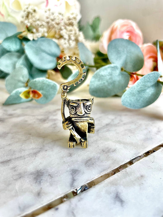 Solid brass Mayan Aztec figurine, Tribal Idol Sculpture, Native American ornament, Metal Terracotta Statuette, Aztec and Sacrifice knife
