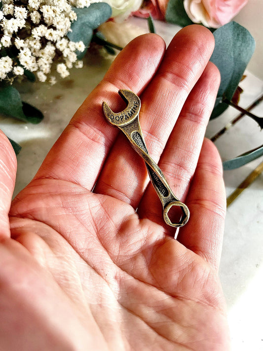 Tiny Dopamine Solid Brass Wrench Key Chain Pendant Copper Mini Spanner Keychains Pendants Motorcycle Car Tool Key Rings