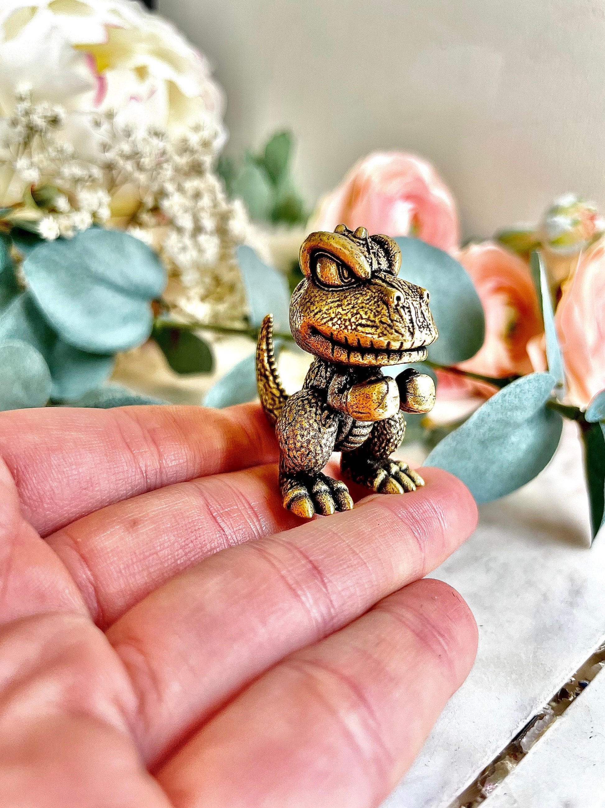 Solid brass dino boxer figurine, cute dinosaur with boxing gloves statuette, gon ornament, Mondo Jurassic Park T-Rex, gift for boxer