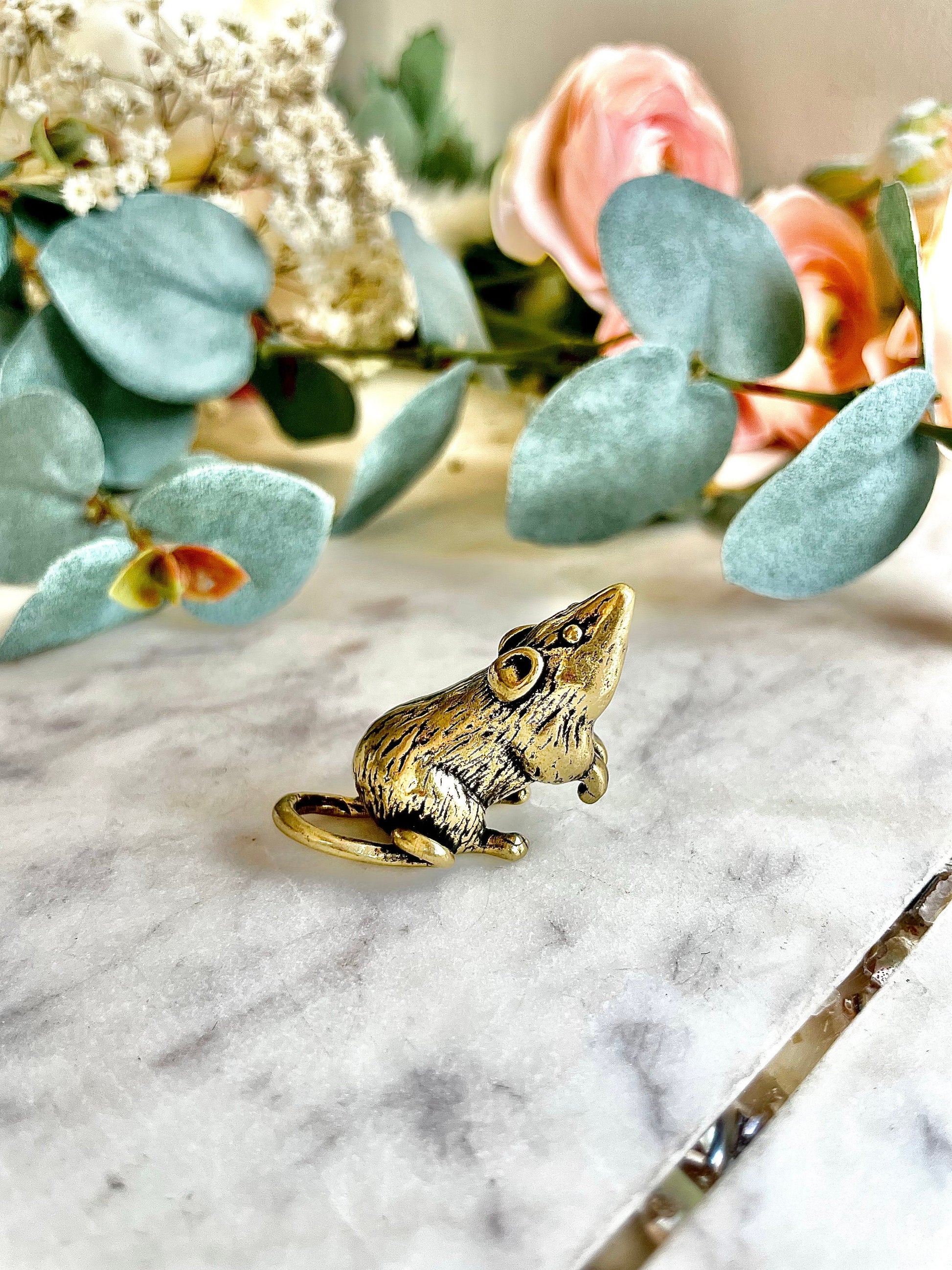 Solid Brass rat Figurine, Wild Little Mouse ornament, metal art, Fine Workmanship, Home Decor & Display, Mouse pendant, mouse keychain