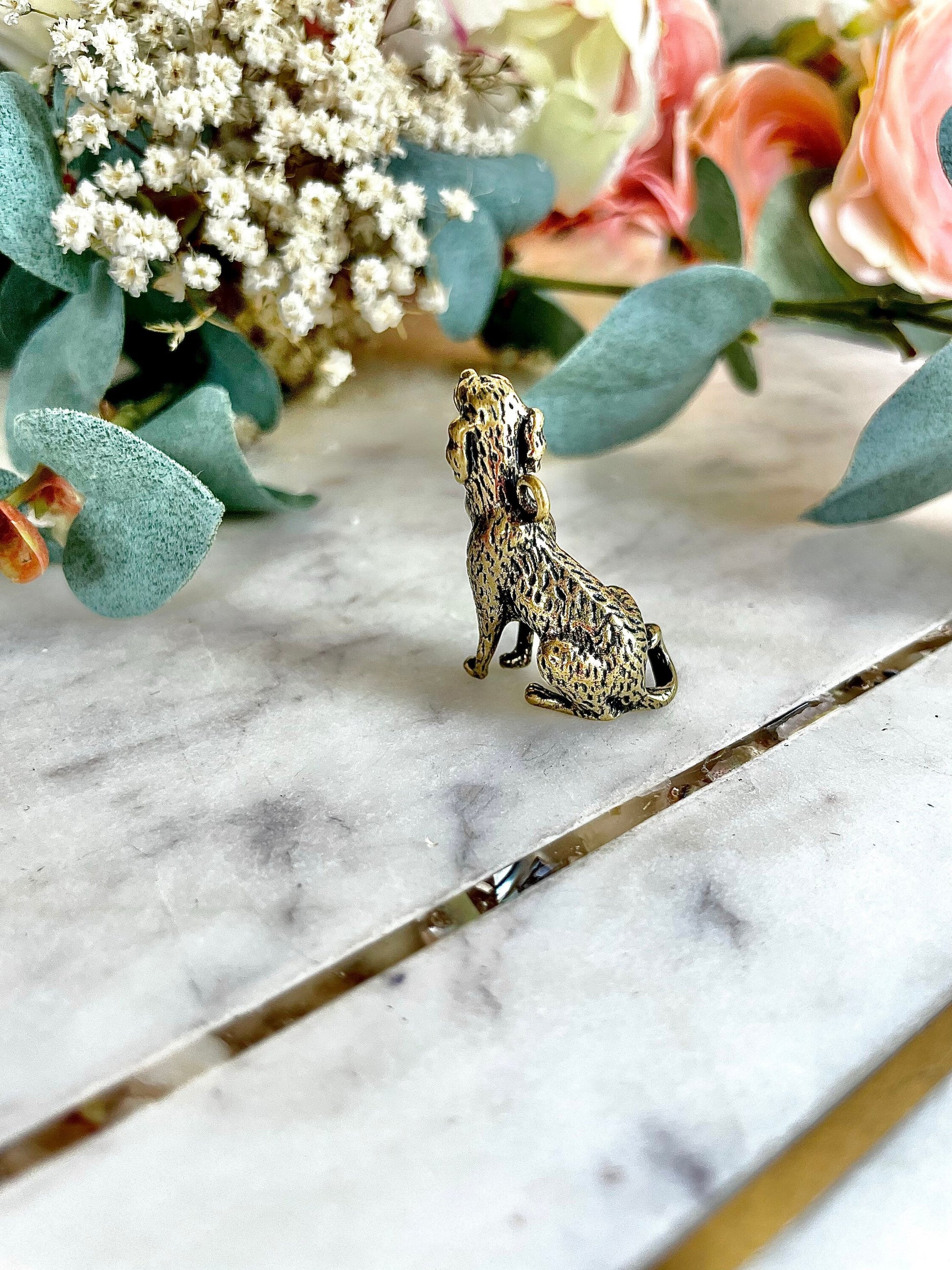 English Spaniel figurine, Spaniel brass pendant, dog keychain, English Springer Spaniel, cute dog, beautiful gift