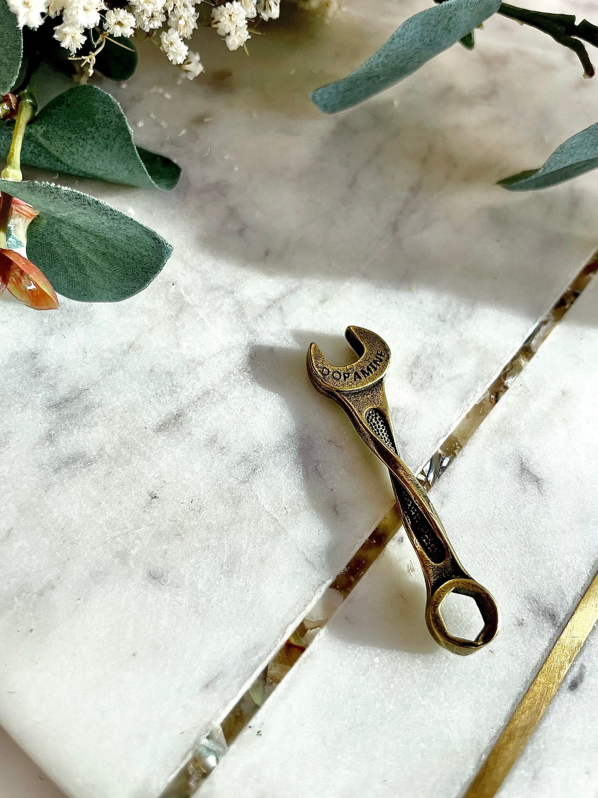 Tiny Dopamine Solid Brass Wrench Key Chain Pendant Copper Mini Spanner Keychains Pendants Motorcycle Car Tool Key Rings