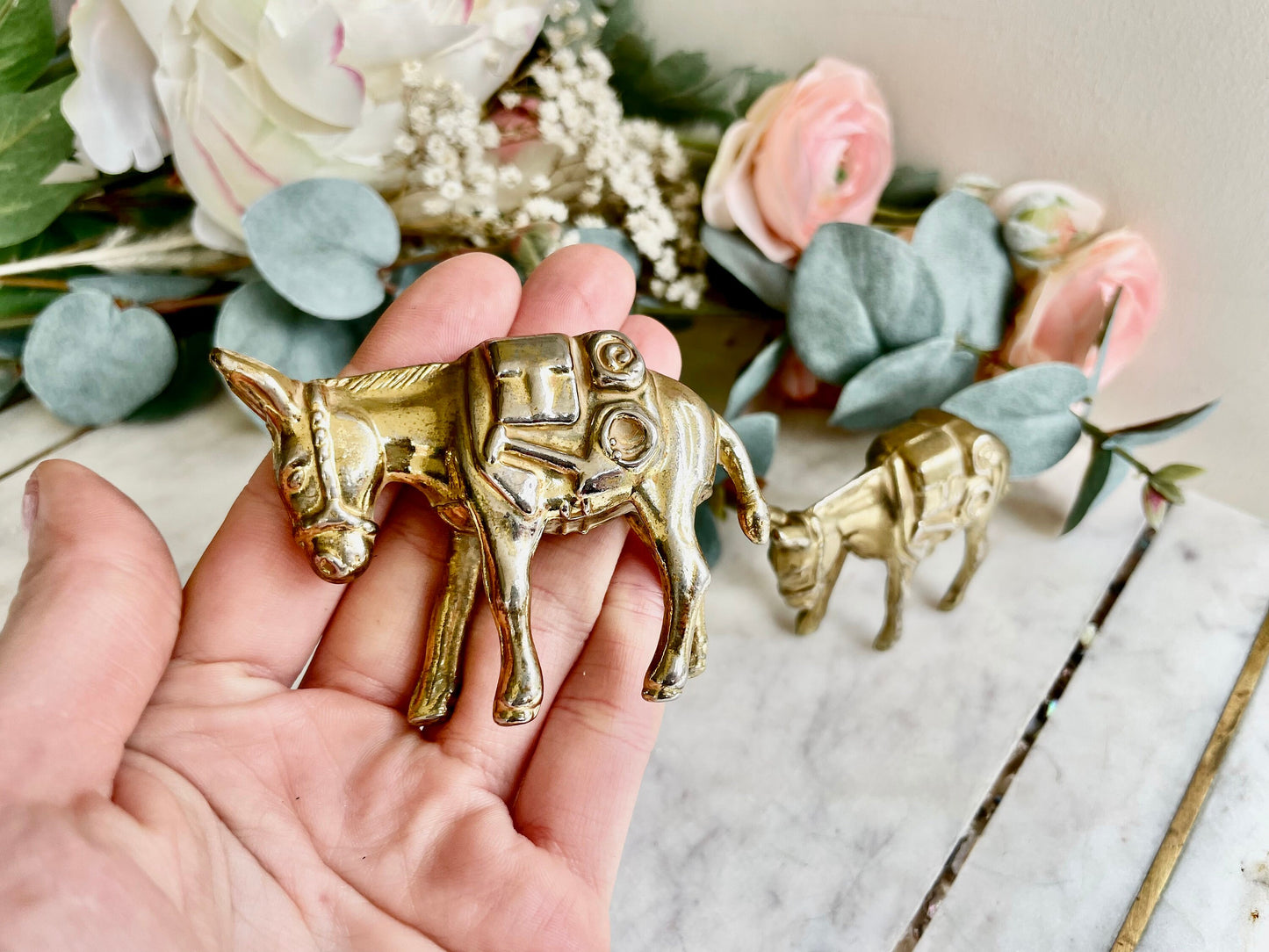 Vintage metal donkey figurine, Library Décor, small farm style figurine, old art decorative, paperweight