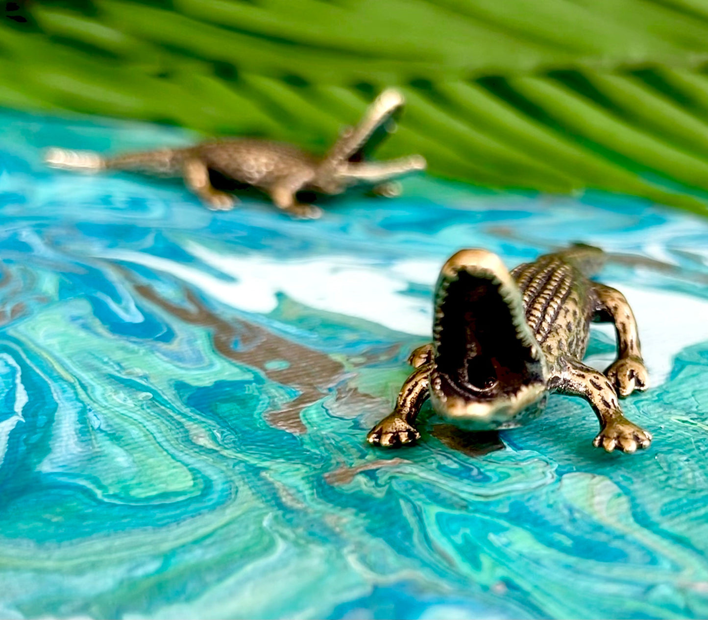 solid brass alligator statue mini metal crocodile figurine metal art incense burner gift for animal