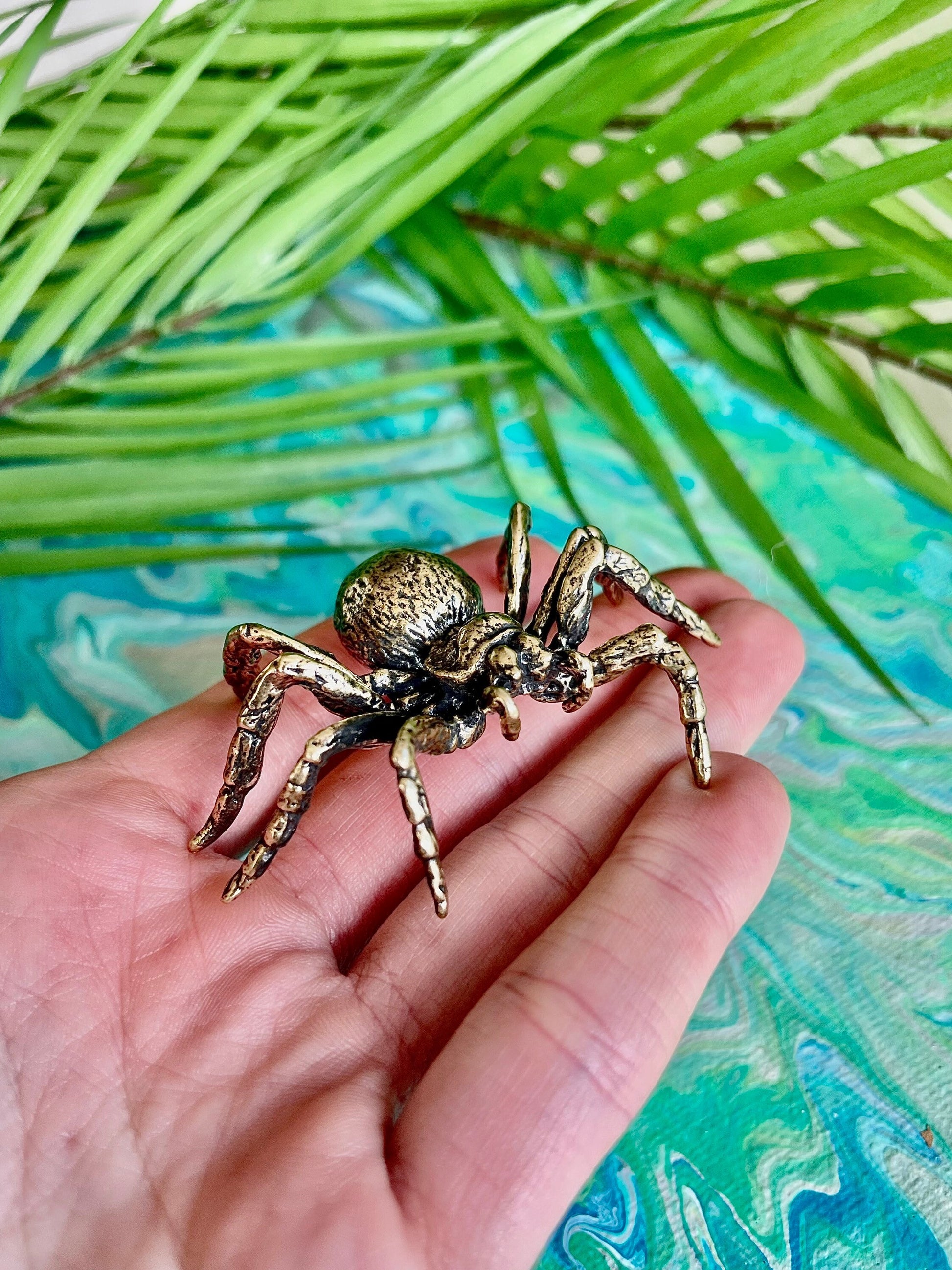 Sydney funnel-web spider figurine, spider metal statue, Lifelike solid brass spider figurine, scary Sculpture, spider lover giftSydney funne