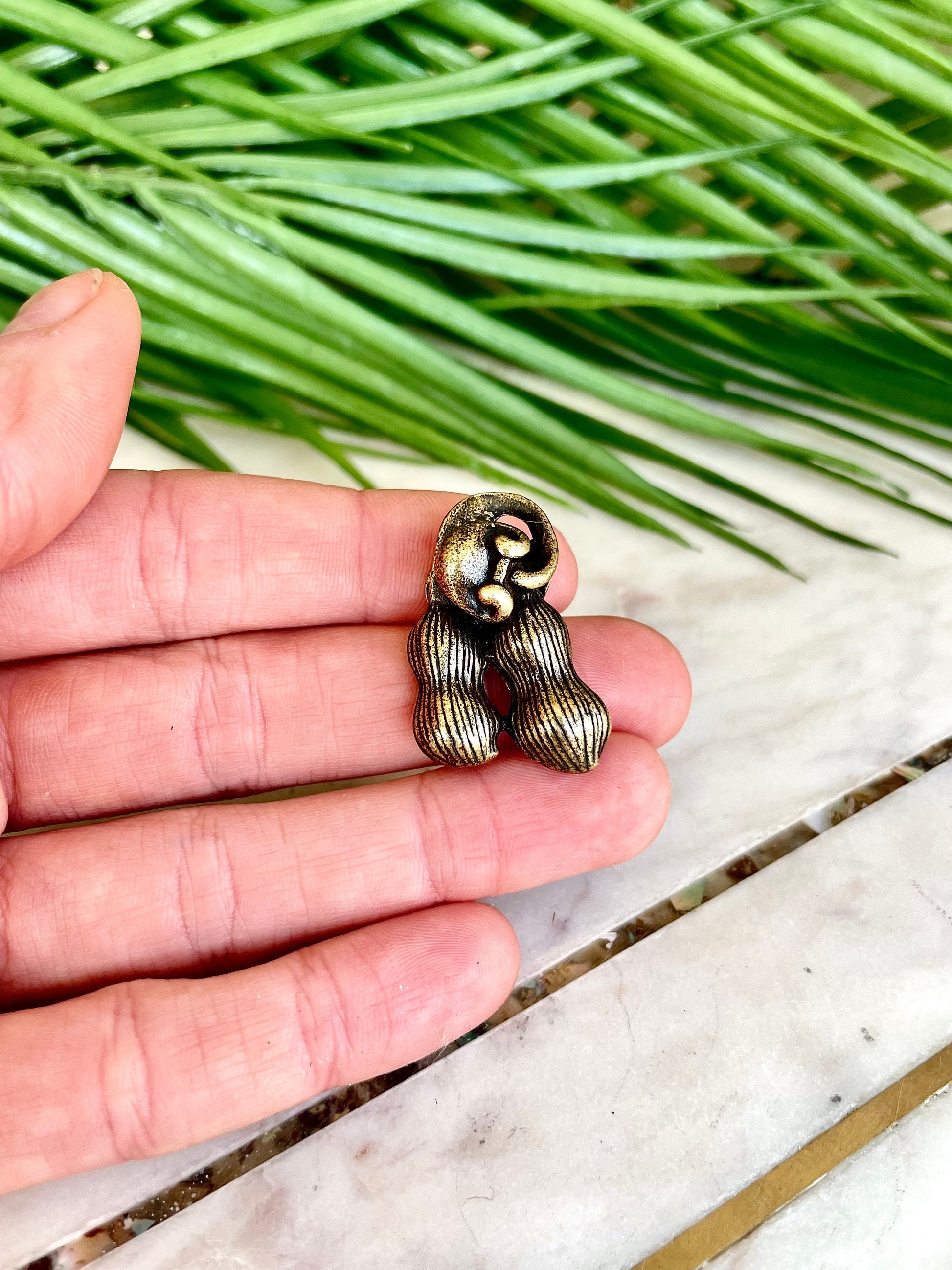 Solid Brass peanut beans Pendants, Creative brass Car Keychain, Peanuts charm