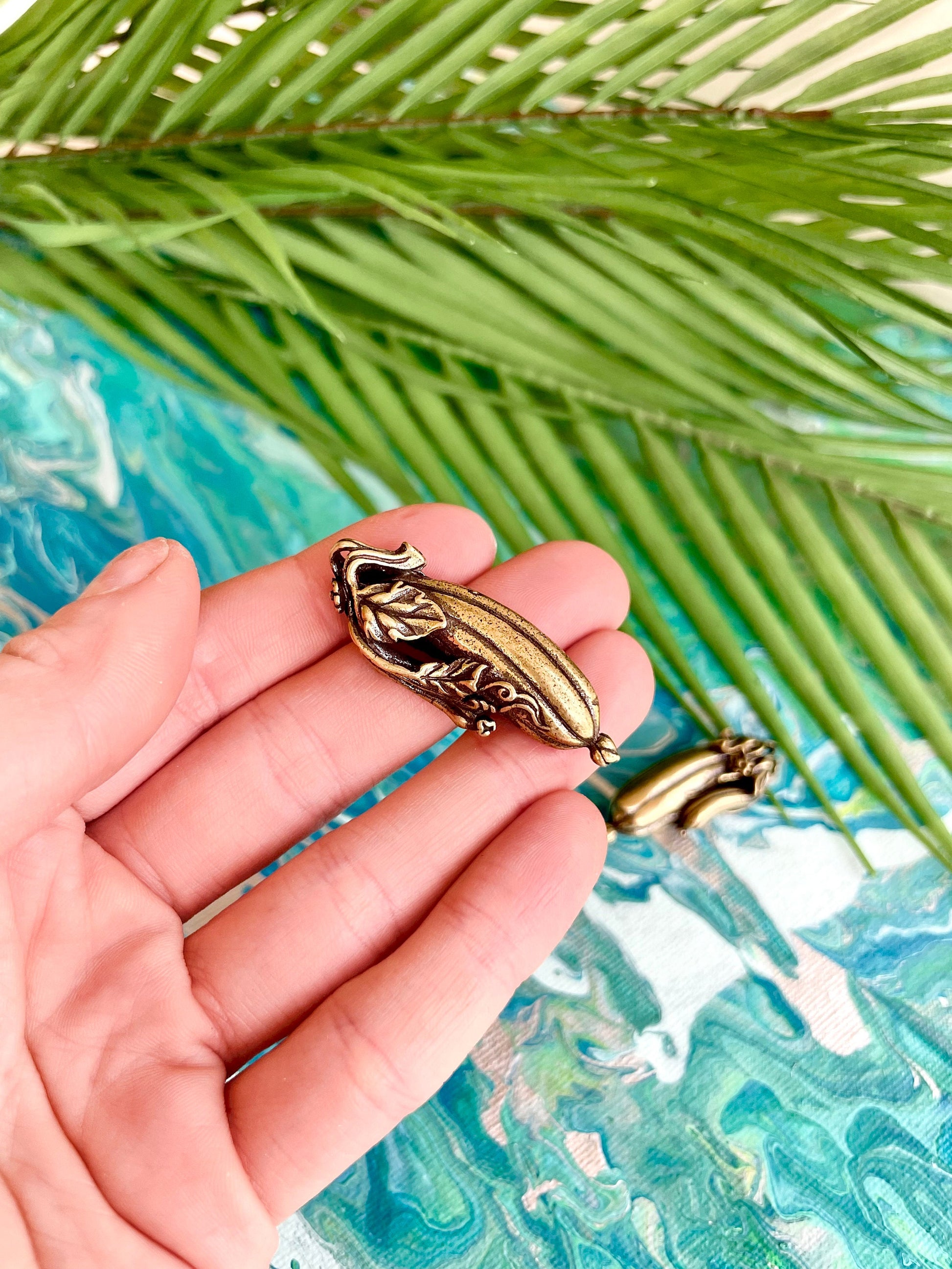 Solid brass blossoming courgette pendant, vegetarian sign cucumber figurine, vegetable keyring, eggplant flower charm
