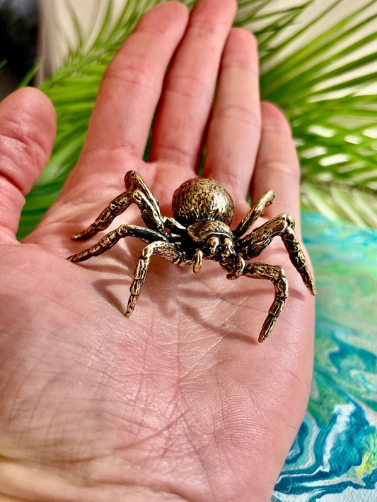 Sydney funnel-web spider figurine, spider metal statue, Lifelike solid brass spider figurine, scary Sculpture, spider lover giftSydney funne
