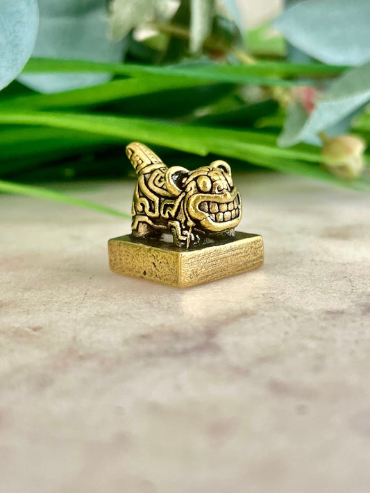 Giggling tiger little figurine, funny tiger ornament, joke little gift, Mexican style tiger, smile from ear to ear