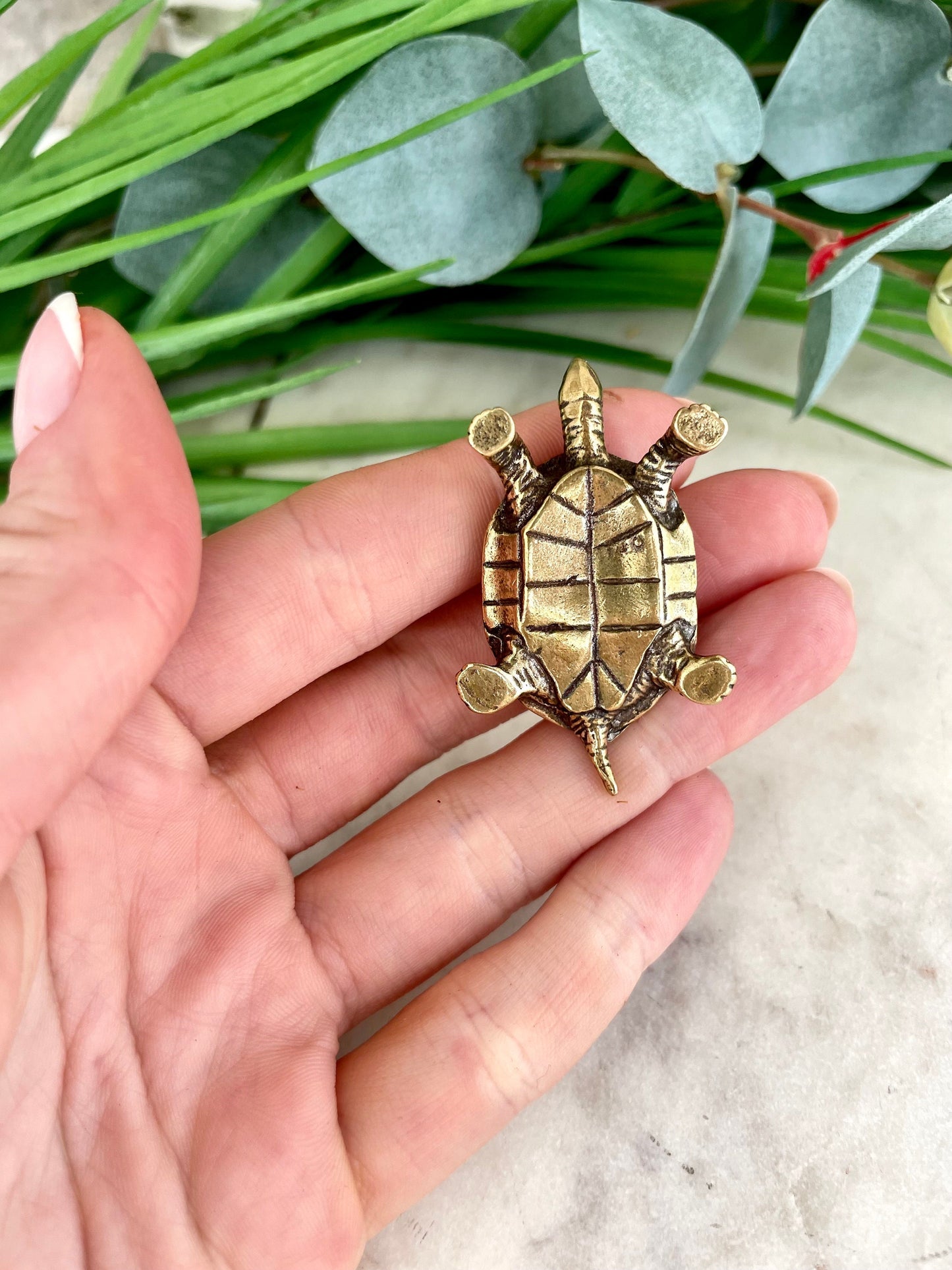 Solid brass Sea turtle figurine, Metal Tortoise statue, beach coastal ornament, ocean lover, metal paperweight, nautical decor