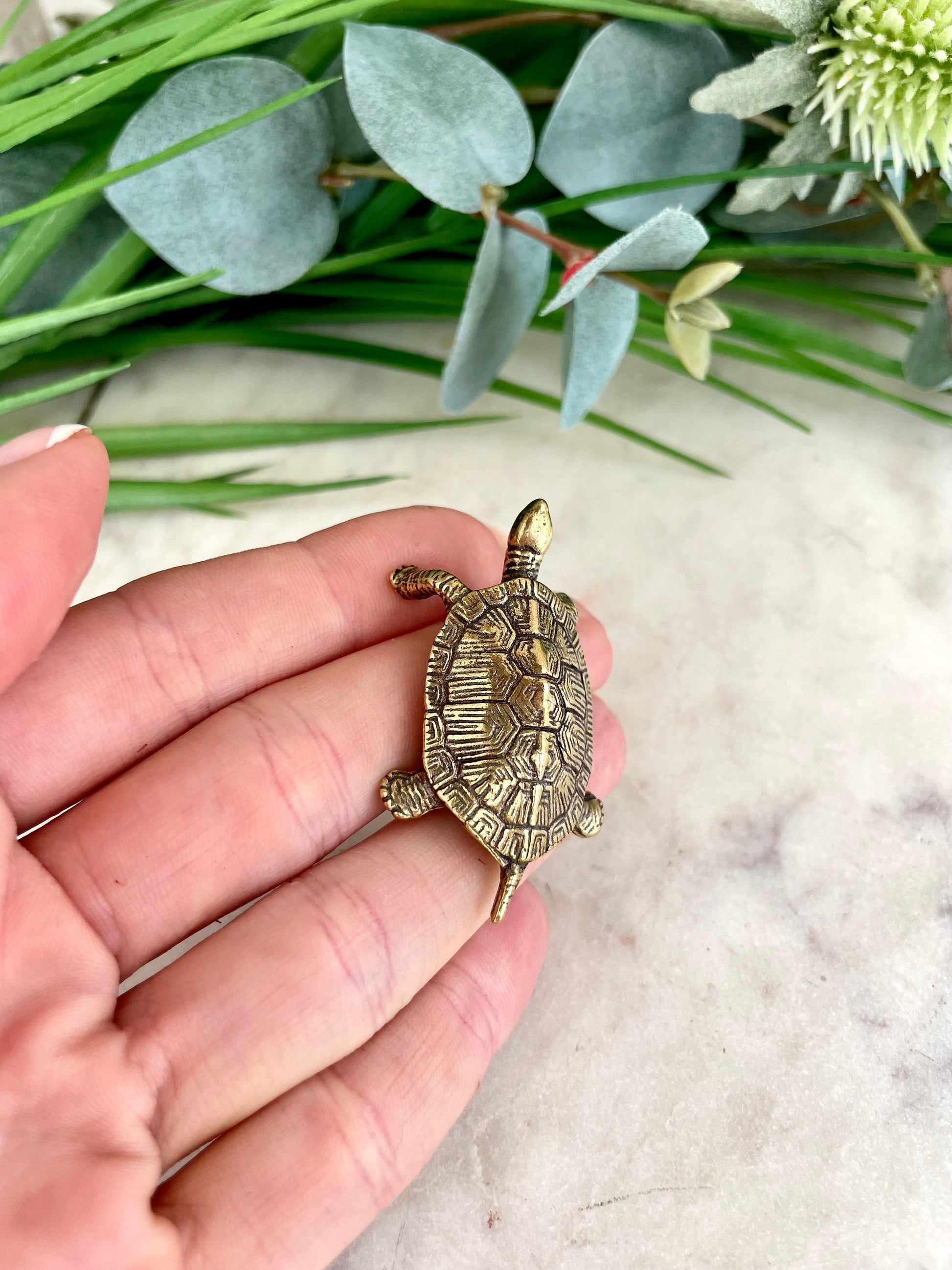 Solid brass Sea turtle figurine, Metal Tortoise statue, beach coastal ornament, ocean lover, metal paperweight, nautical decor