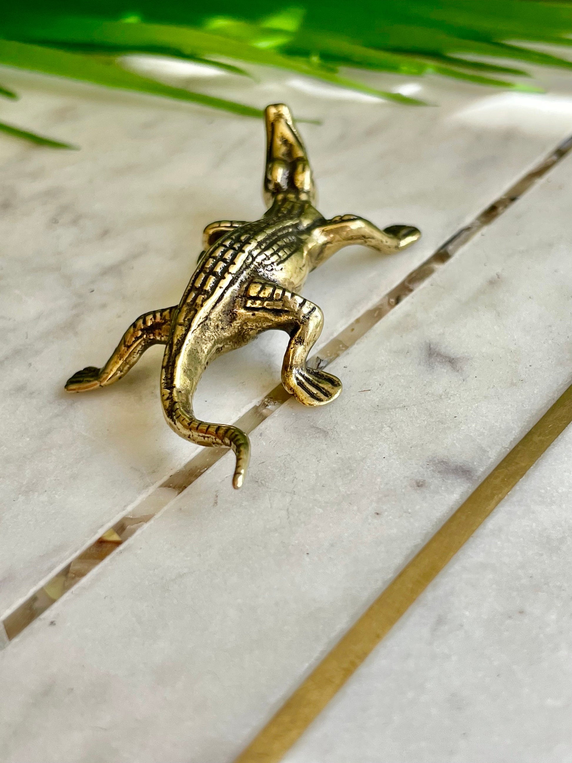 solid brass haunting crocodile statue mini metal crocodile figurine cool alligator metal art