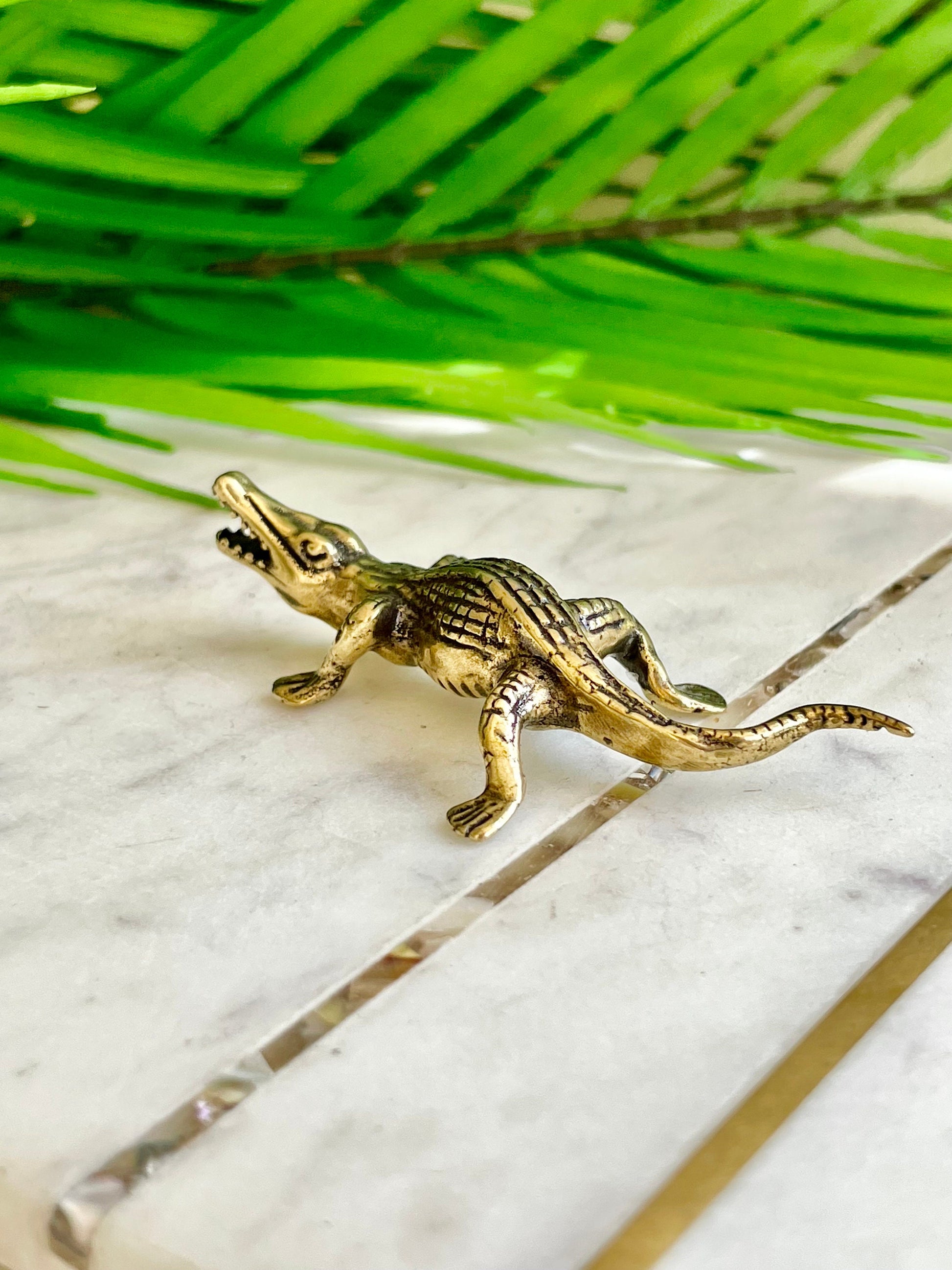 solid brass haunting crocodile statue mini metal crocodile figurine cool alligator metal art