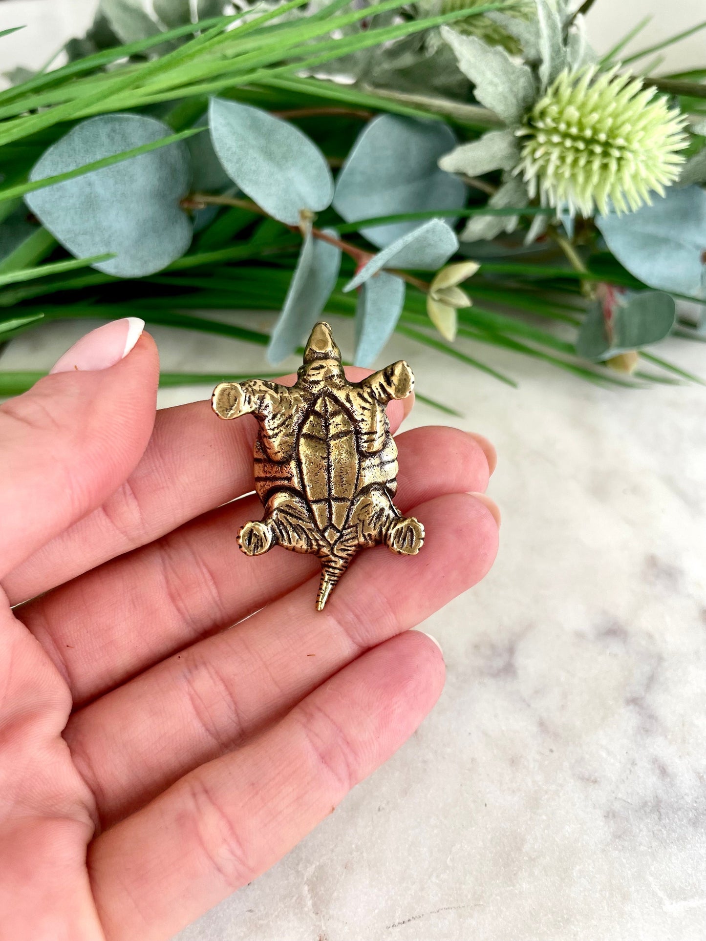 Solid brass Sea turtle figurine, Metal Tortoise statue, beach coastal ornament, ocean lover, metal paperweight, nautical decor