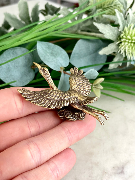 Solid brass Japanese style crane Statue, Flying heron figurine, Stork paperweight gifts, crane plant decoration