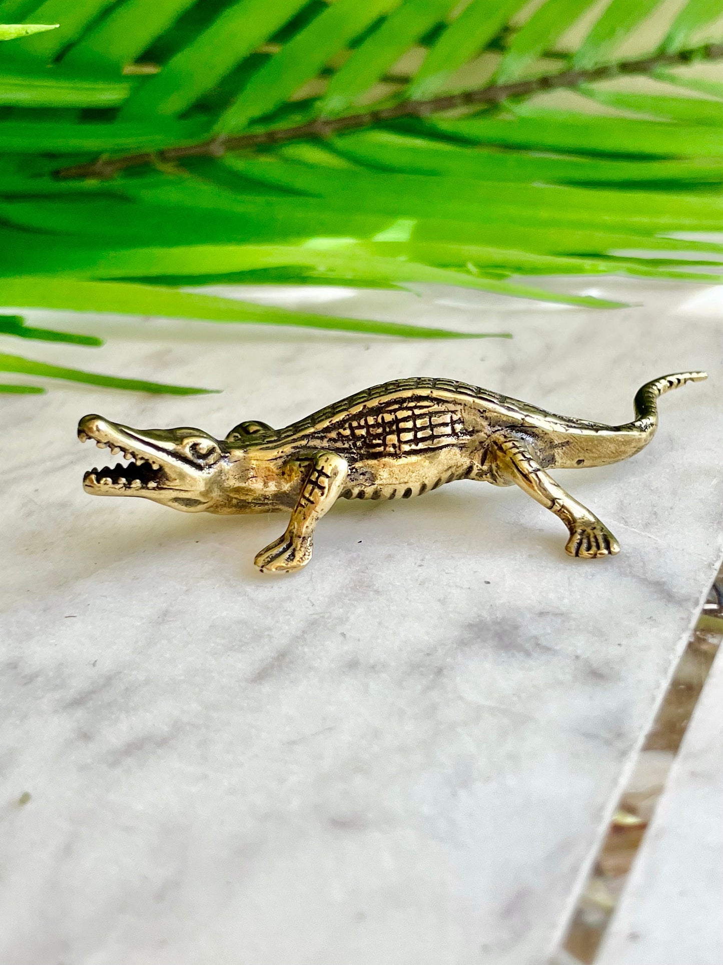 solid brass haunting crocodile statue mini metal crocodile figurine cool alligator metal art