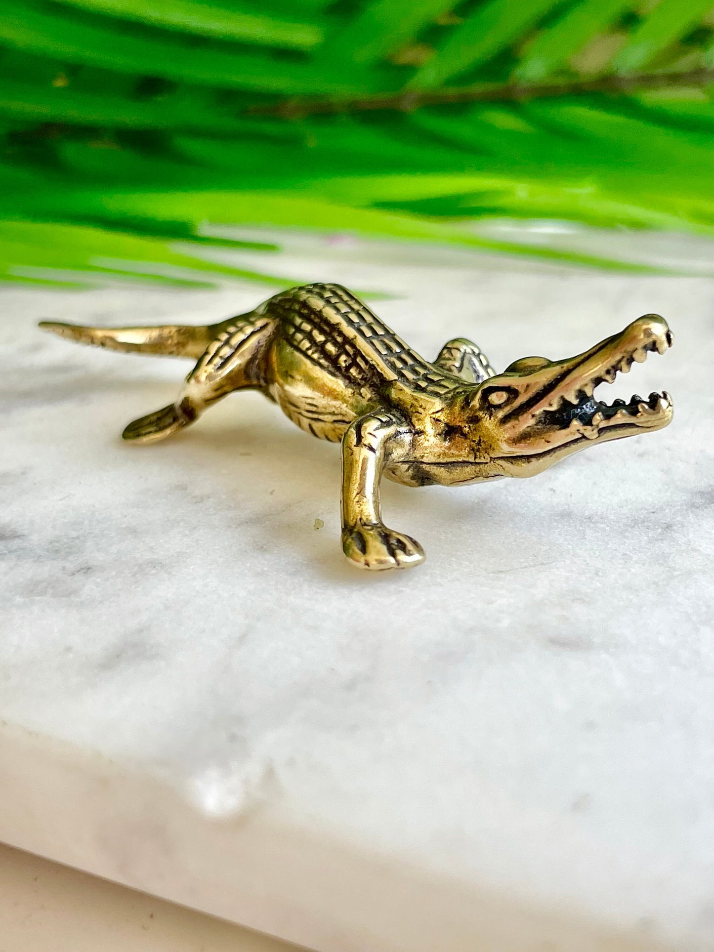 solid brass haunting crocodile statue mini metal crocodile figurine cool alligator metal art