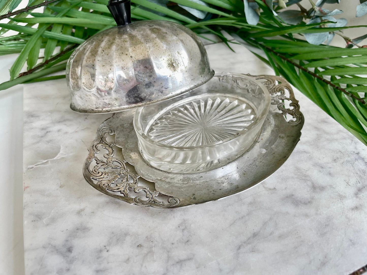 Antique Butter dish Silver Plated Domed with Glass Liner by Regency Plate EPNS A1